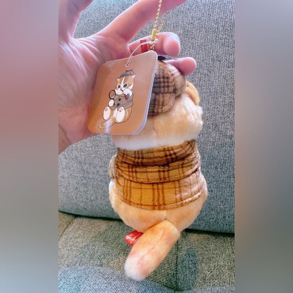 Mofusand Travel the world edition Sherlock Holmes plush keychain - Picture 6 of 8